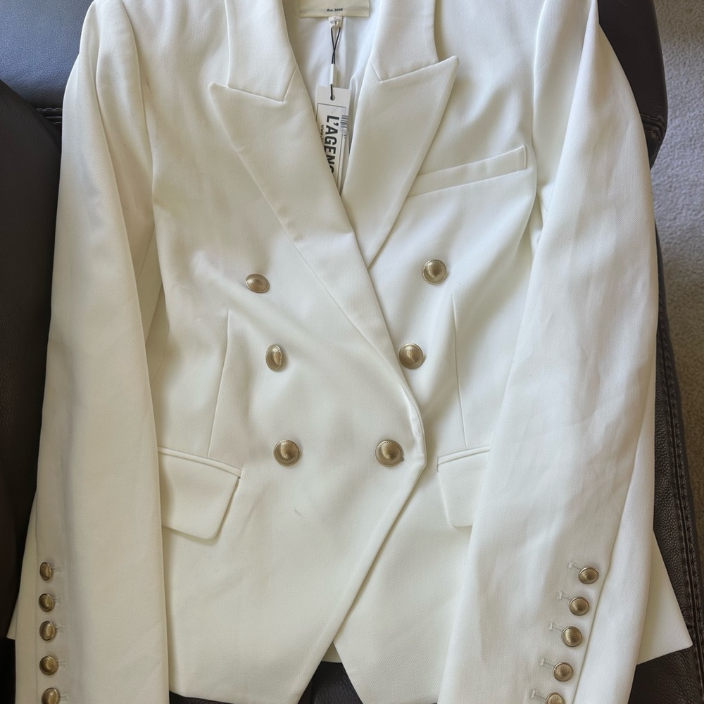 L'AGENCE Gold White Blazer with Peaked Lapels